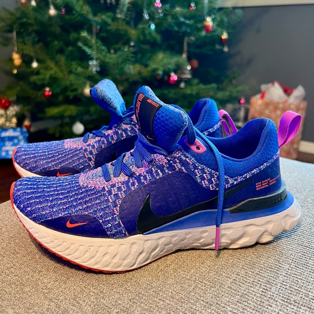 Nike Women’s React Sz 6 Running Shoes